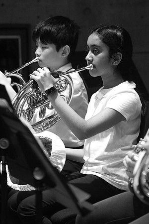 juniorbrassbw-107