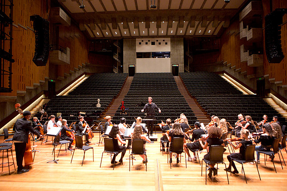 trinitylabanQEH-056