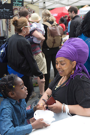 africautopia_market_094