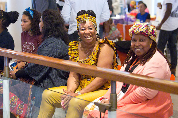 africautopia_market_046