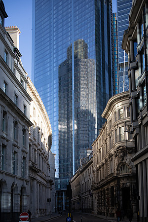 ukfinance-city1-174