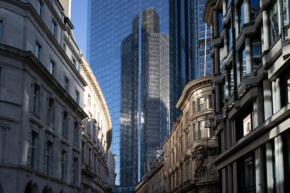 ukfinance-city1-175