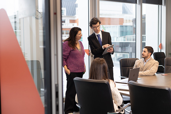 ukfinance-office1-009