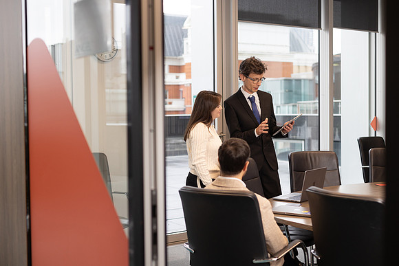 ukfinance-office1-006