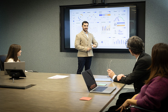 ukfinance-office1-018