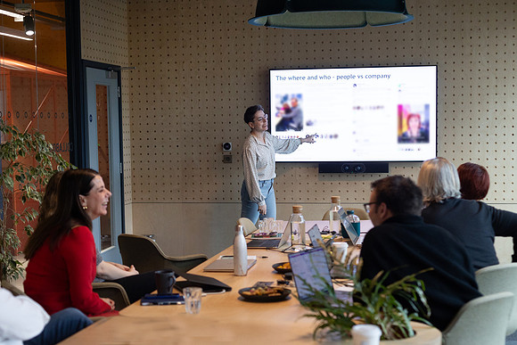 makereal-meetings-019