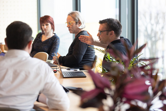 makereal-meetings-048