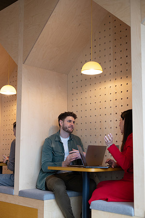 makereal-meetings-143