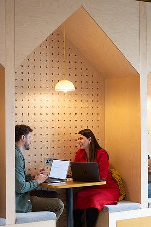 makereal-meetings-147