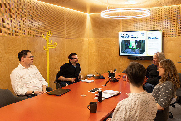 makereal-meetings-164