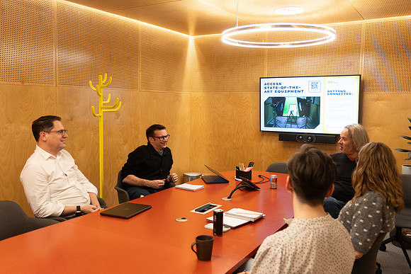 makereal-meetings-163
