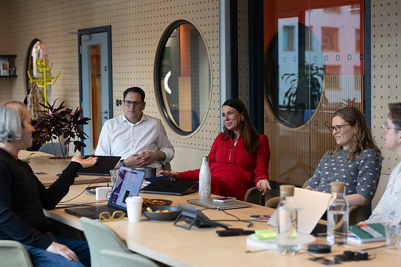 makereal-meetings-075