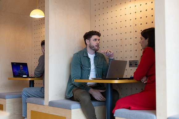 makereal-meetings-140
