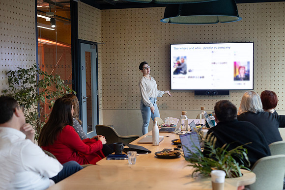 makereal-meetings-021