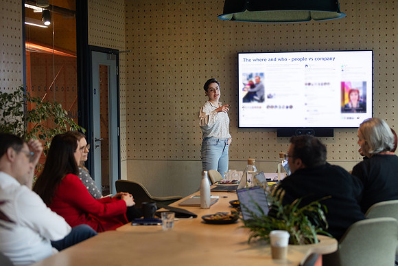 makereal-meetings-023