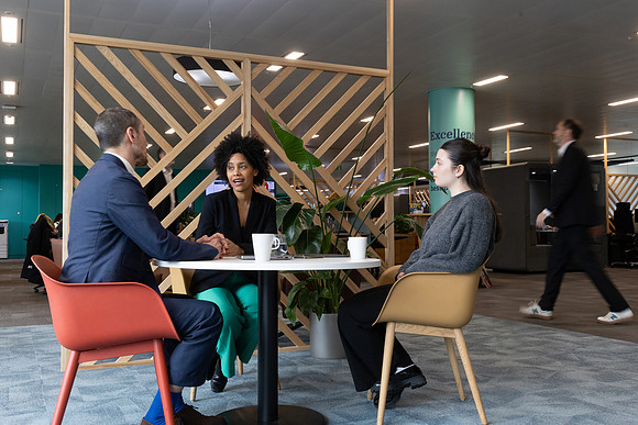 ukfinanceoffice3_051