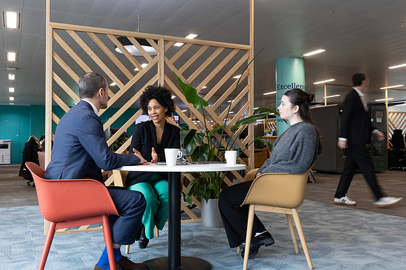 ukfinanceoffice3_054