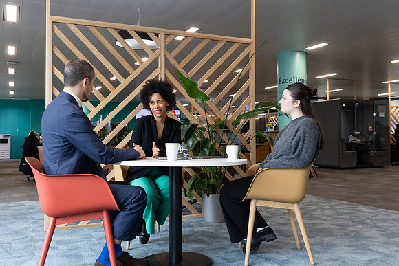 ukfinanceoffice3_055