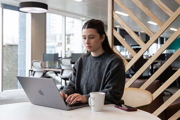 ukfinanceoffice3_111