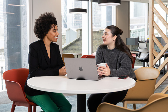 ukfinanceoffice3_128