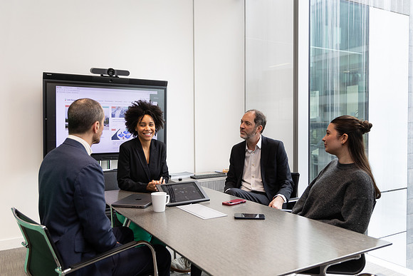 ukfinanceoffice3_150