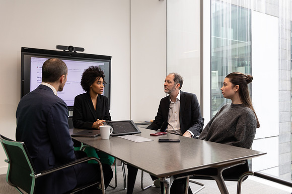 ukfinanceoffice3_165