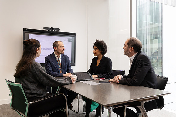 ukfinanceoffice3_175