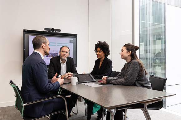 ukfinanceoffice3_181