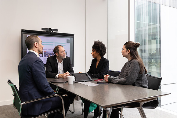 ukfinanceoffice3_182