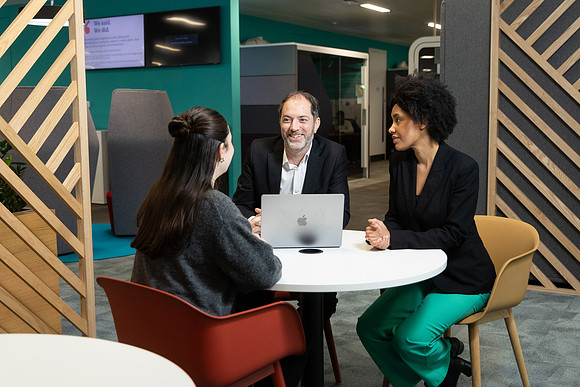 ukfinanceoffice3_203