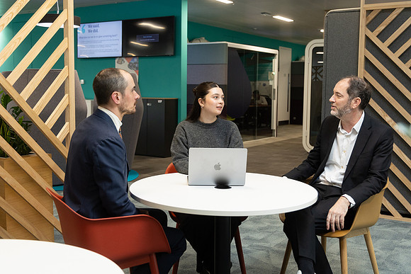 ukfinanceoffice3_211