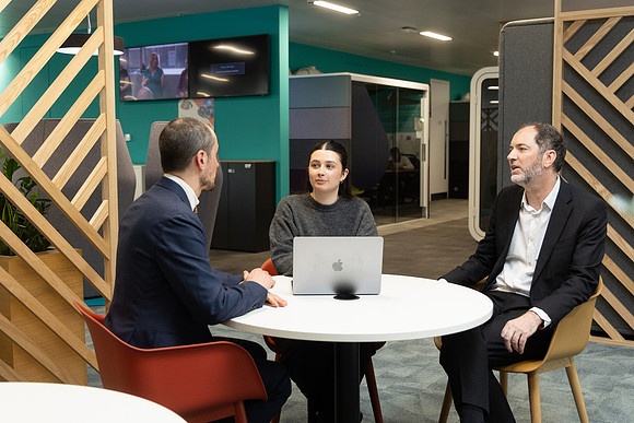 ukfinanceoffice3_214