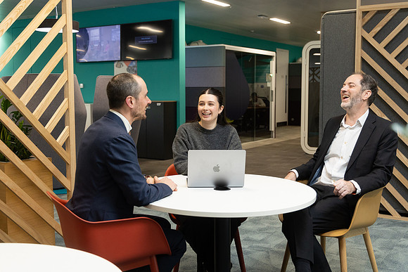 ukfinanceoffice3_216