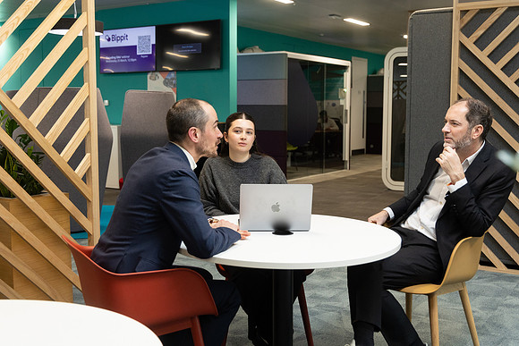 ukfinanceoffice3_222