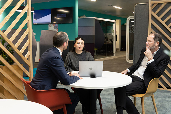 ukfinanceoffice3_223