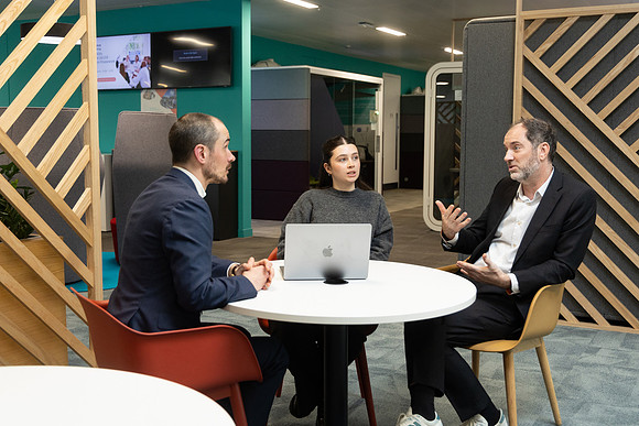 ukfinanceoffice3_227