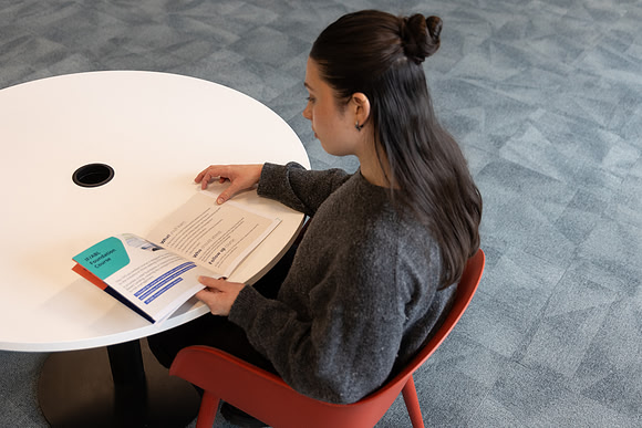 ukfinanceoffice3_262