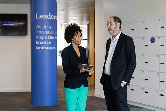 ukfinanceoffice3_268