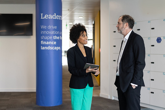 ukfinanceoffice3_269