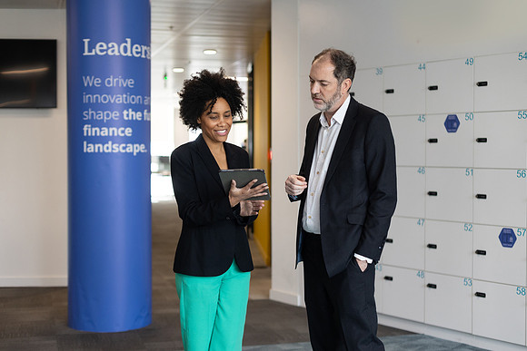 ukfinanceoffice3_277