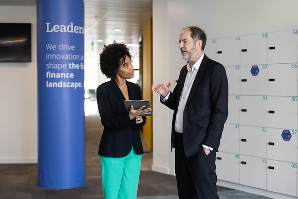 ukfinanceoffice3_279
