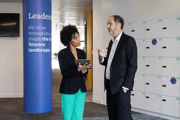 ukfinanceoffice3_280