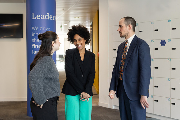 ukfinanceoffice3_289