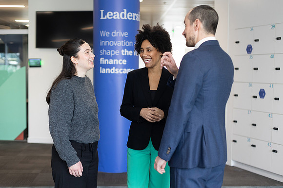 ukfinanceoffice3_301
