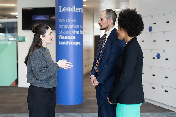 ukfinanceoffice3_307