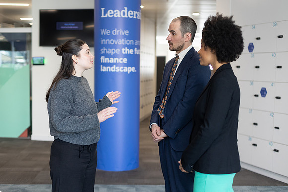 ukfinanceoffice3_306