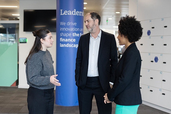 ukfinanceoffice3_311