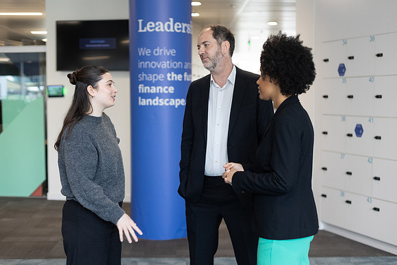 ukfinanceoffice3_312