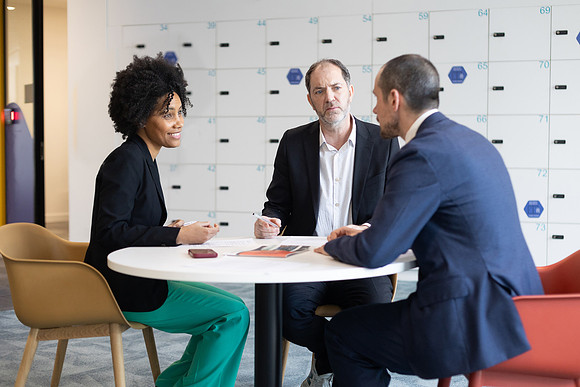 ukfinanceoffice3_316