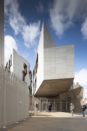fca-holyrood-006